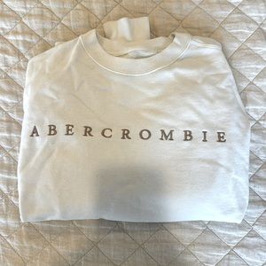 ABERCROMBIE LOGO CREWNECK SWEATSHIRT!